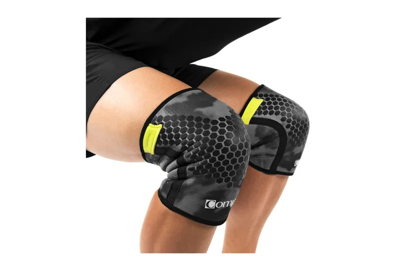Compex 5MM Knee Sleeve Camo