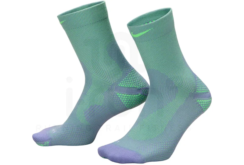 Nike Lightweight Run Micro-Crew