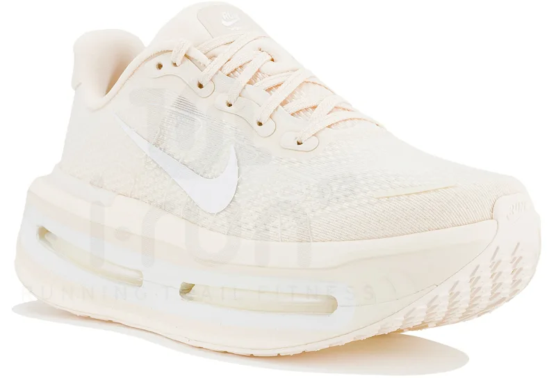 Nike Vomero Premium ESS