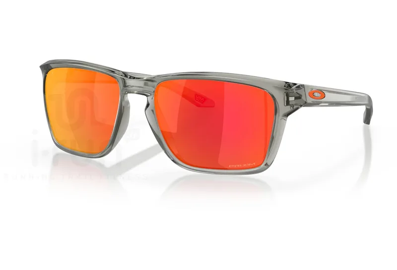 Oakley Sylas Prizm Ruby